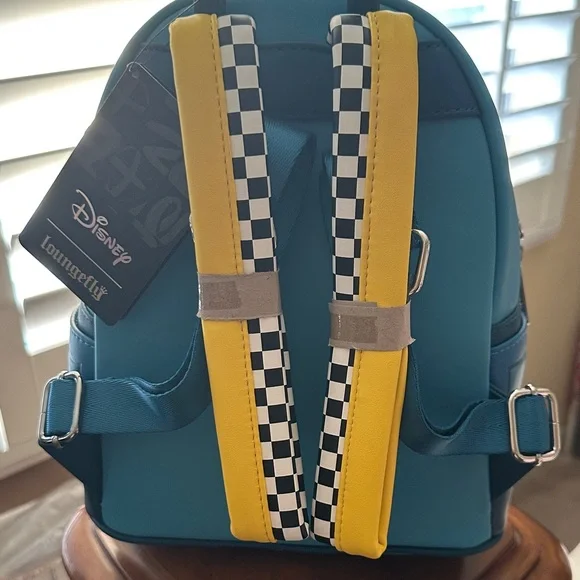 Disney Oliver and Company Loungefly backpack NWT - Picture 7 of 9